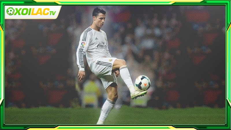Giới thiệu về kỹ thuật kiểm soát bóng bằng mu bàn chân